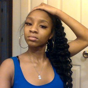 Meet your Posher, Malonia